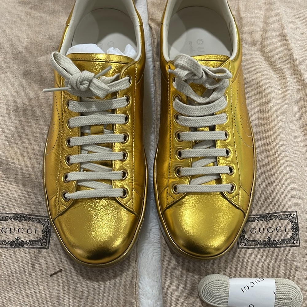GUCCI - Picture 4 of 12